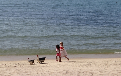 children nanchengwa beach